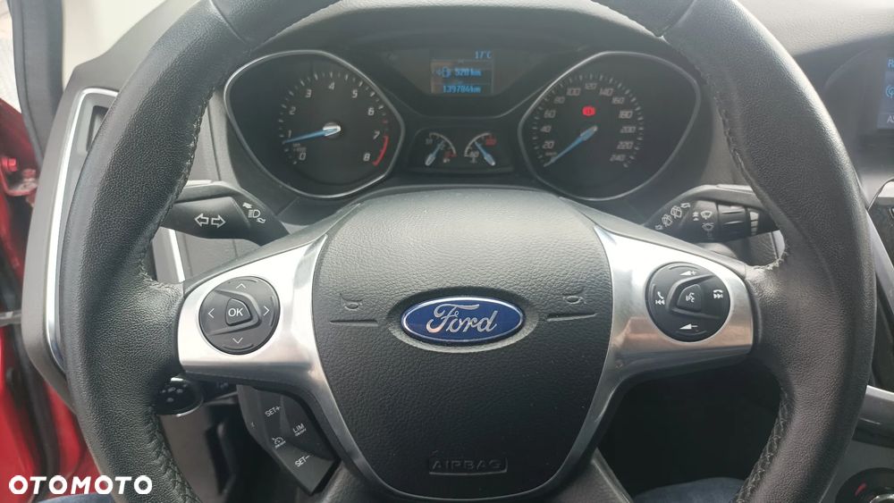 Ford Focus 1.6 EcoBoost Titanium - 17