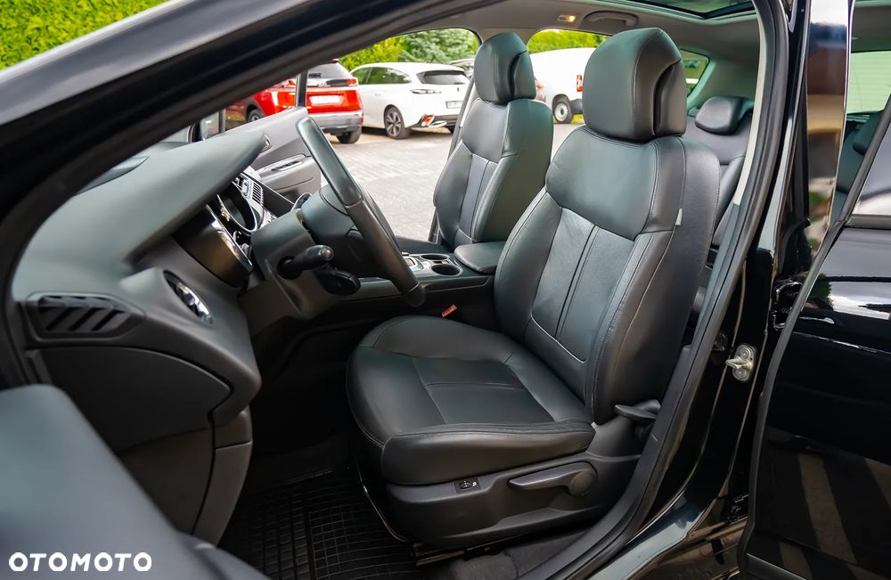 Peugeot 3008 HDi FAP 150 Platinum - 27