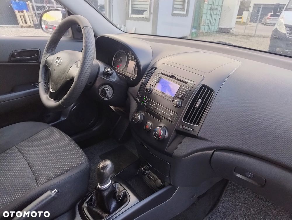 Hyundai i30 1.4 Edition Plus - 12