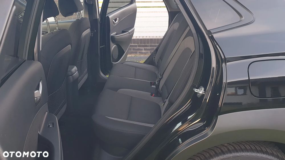 Hyundai Kona - 22