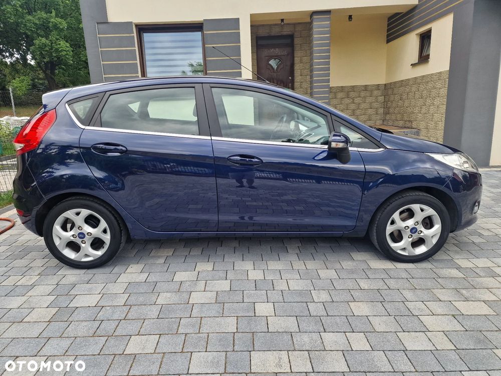Ford Fiesta 1.25 Titanium EU5 - 6