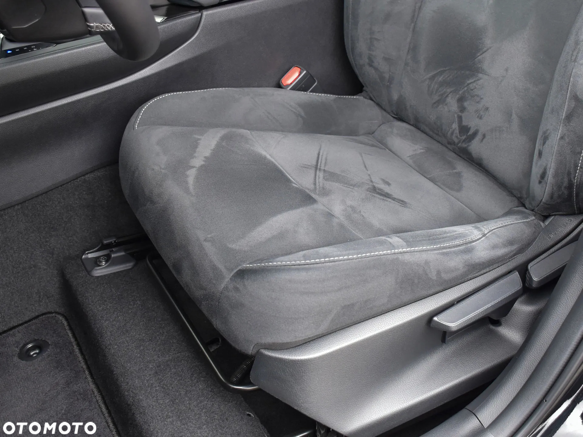 Lexus UX 200 GPF Business 2WD - 20
