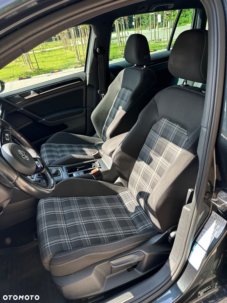 Volkswagen Golf 2.0 TDI BMT GTD DSG - 25
