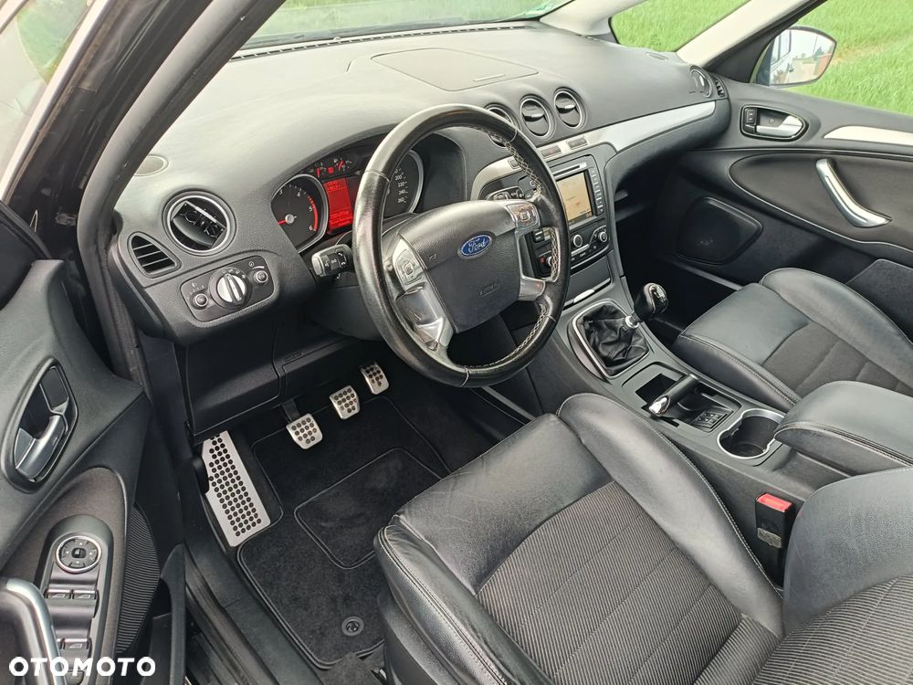 Ford S-Max 2.0 TDCi DPF Titanium - 18