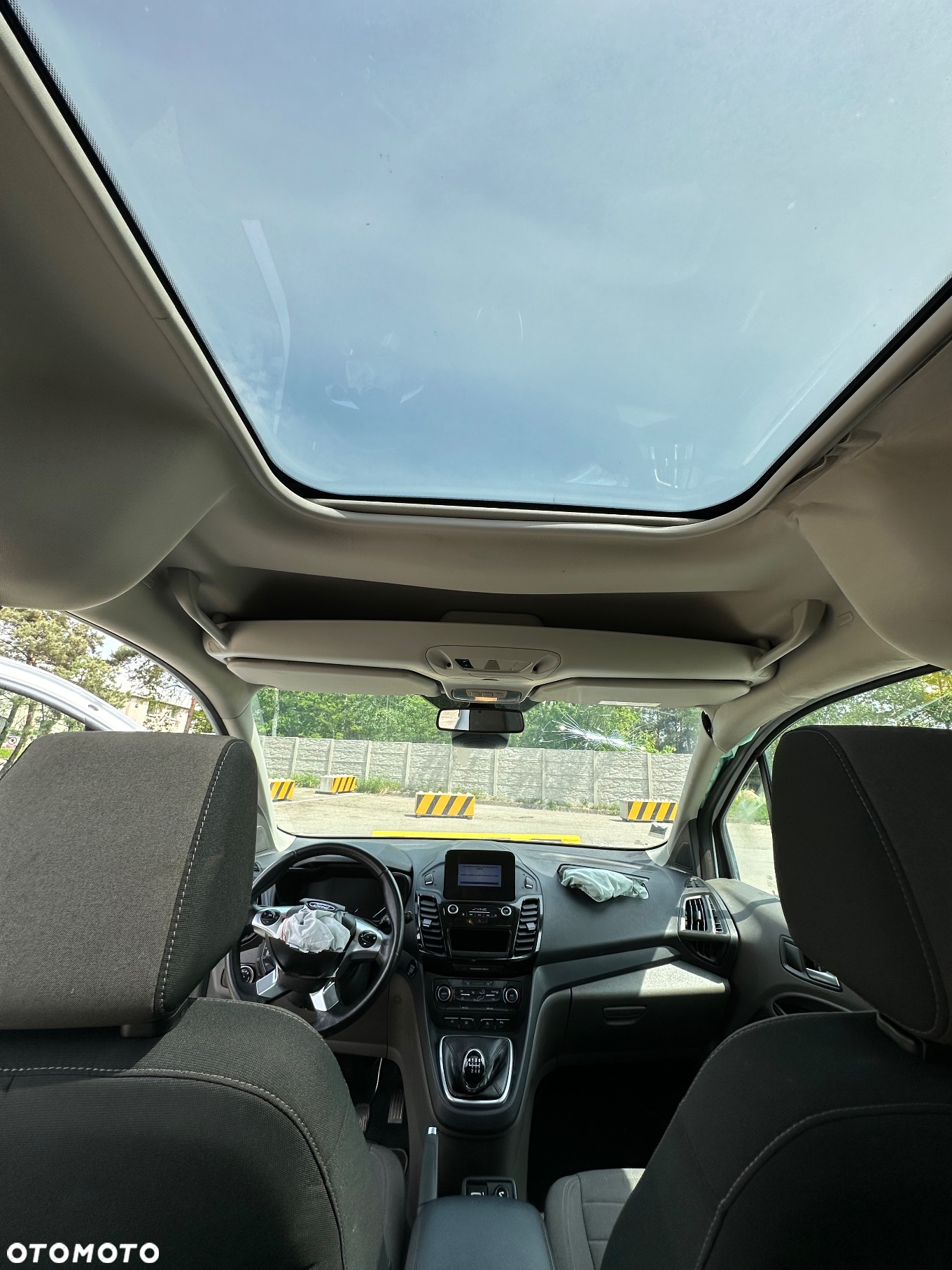Ford Tourneo Connect Grand - 20