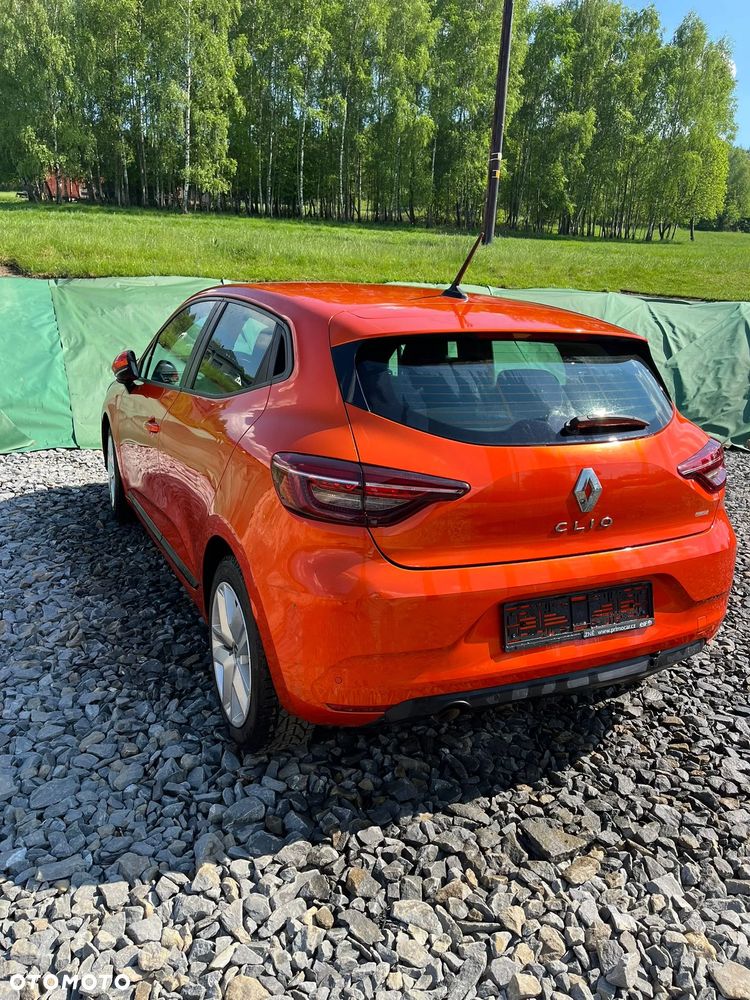 Renault Clio - 2