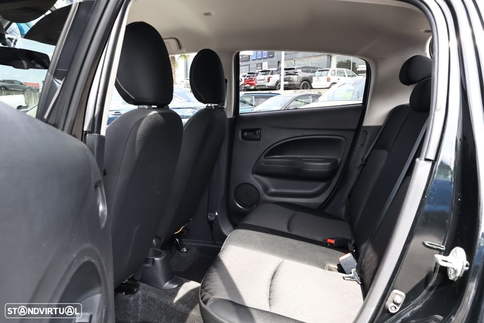 Mitsubishi Space Star 1.2 Intense - 16