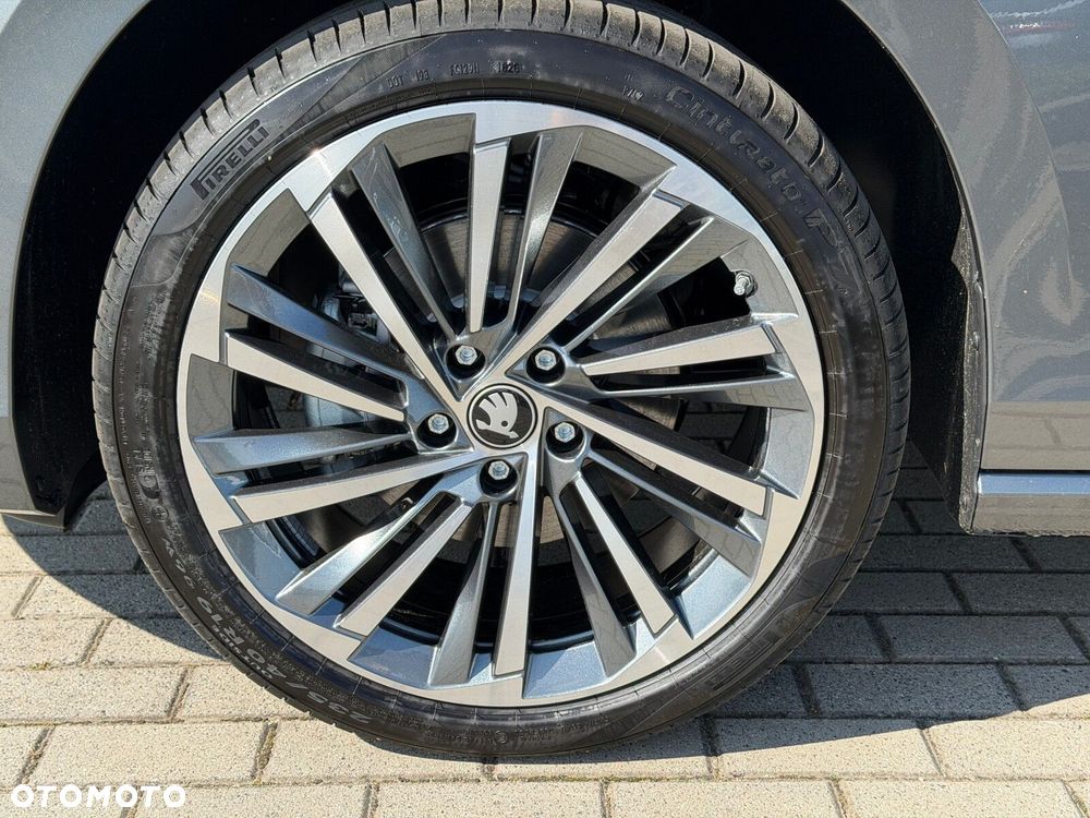 Skoda Superb 2.0 TDI SCR L&K DSG - 10