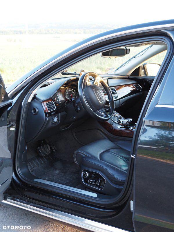 Audi A8 4.2 TDI Quattro - 11