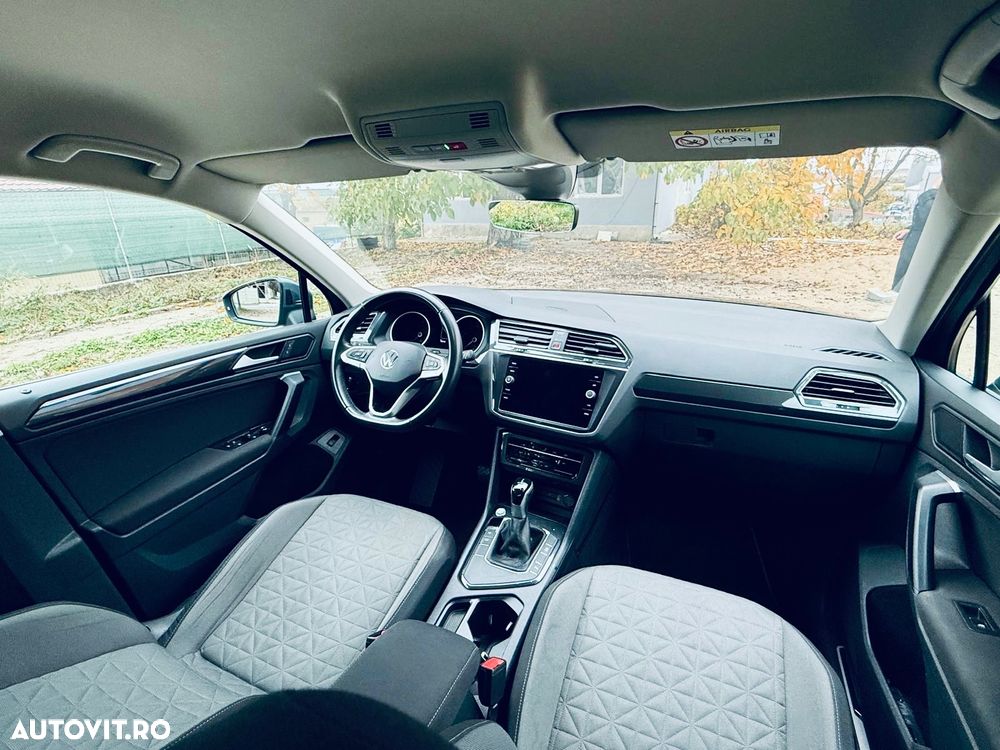 Volkswagen Tiguan - 5