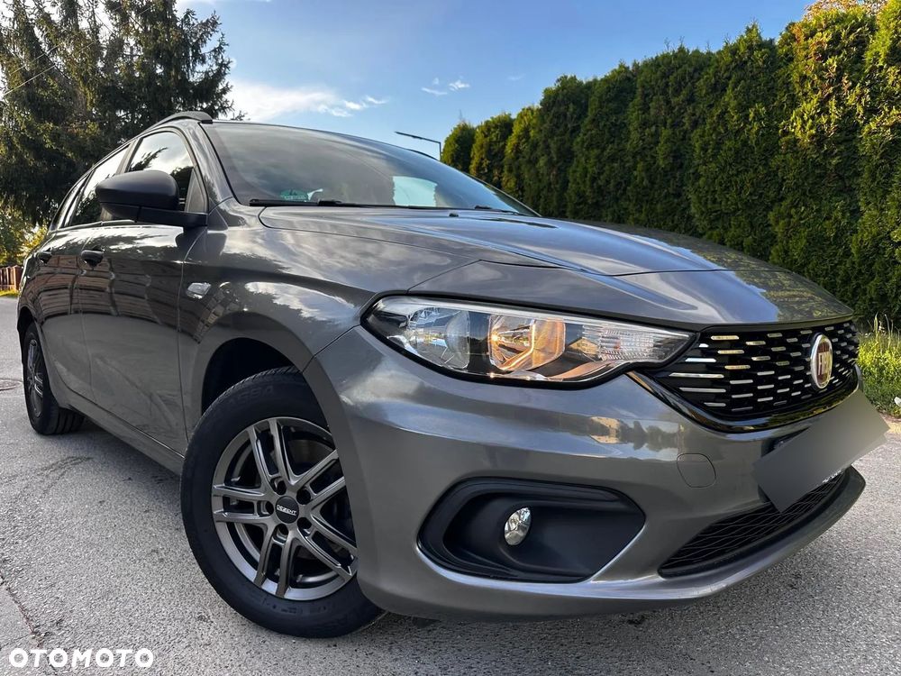Fiat Tipo - 12
