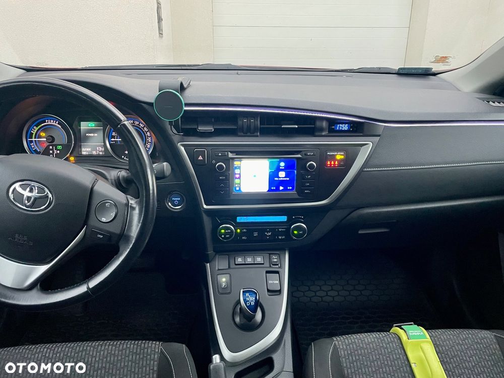 Toyota Auris 1.8 HSD Luna - 12