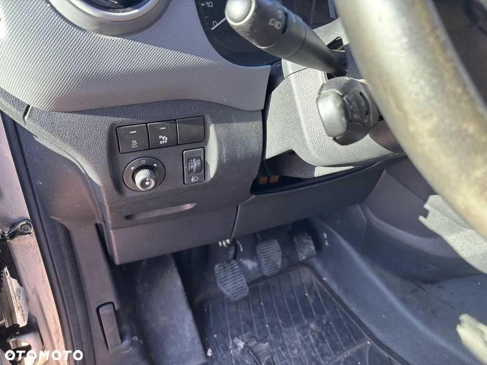 Peugeot PARTNER - 18