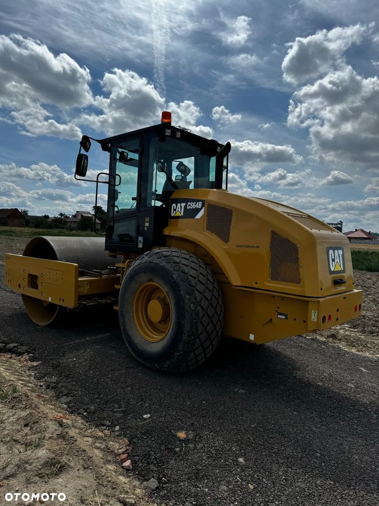 Caterpillar CS 64 B - 3