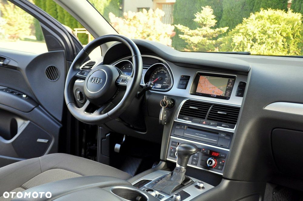 Audi Q7 - 25