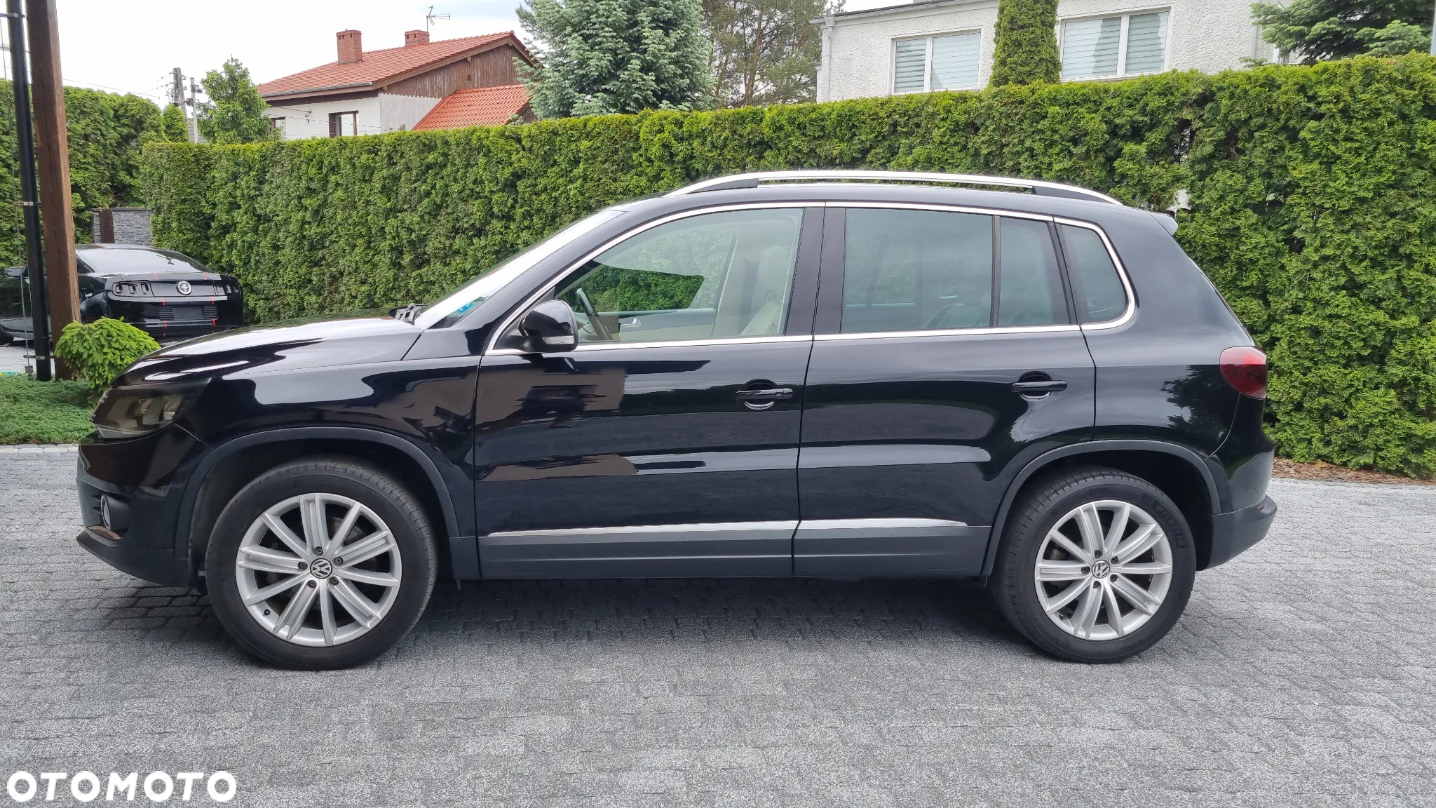 Volkswagen Tiguan - 2
