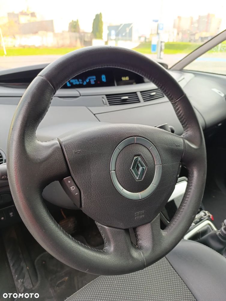 Renault Grand Espace 2.0 Dynamique - 11