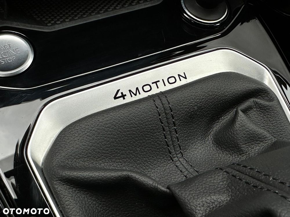 Volkswagen T-Roc 2.0 TSI 4Motion R DSG - 16