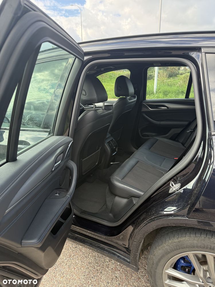 BMW X3 xDrive30e - 13