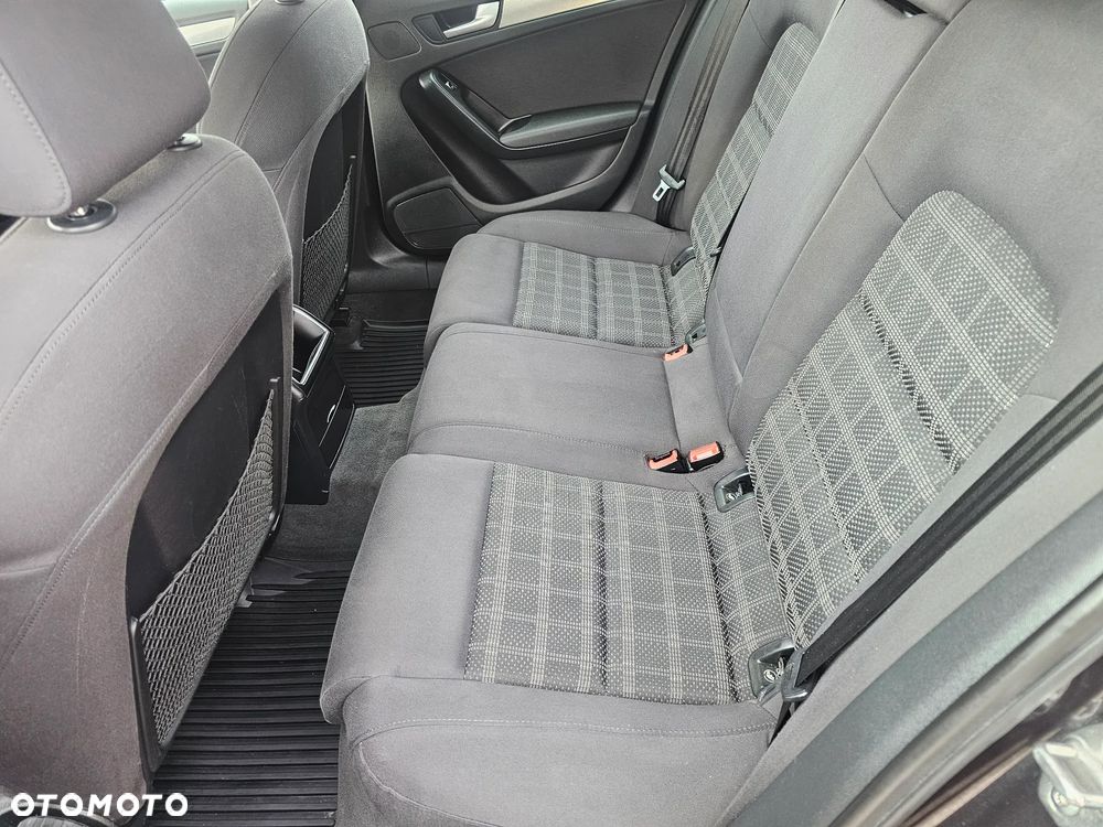 Audi A4 Avant 2.0 TDI S tronic quattro - 10