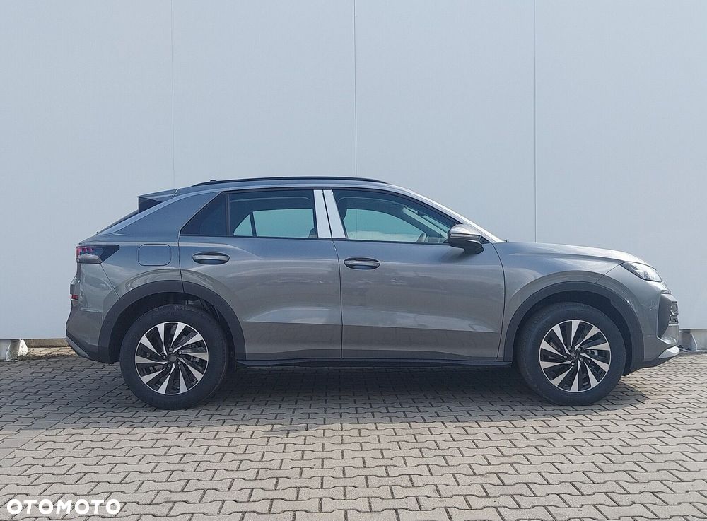 Volkswagen T-Roc - 4