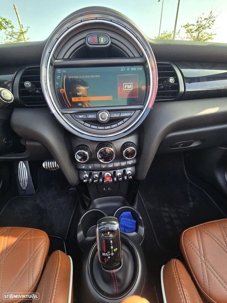 MINI Cabrio John Cooper Works Sport Aut. - 27