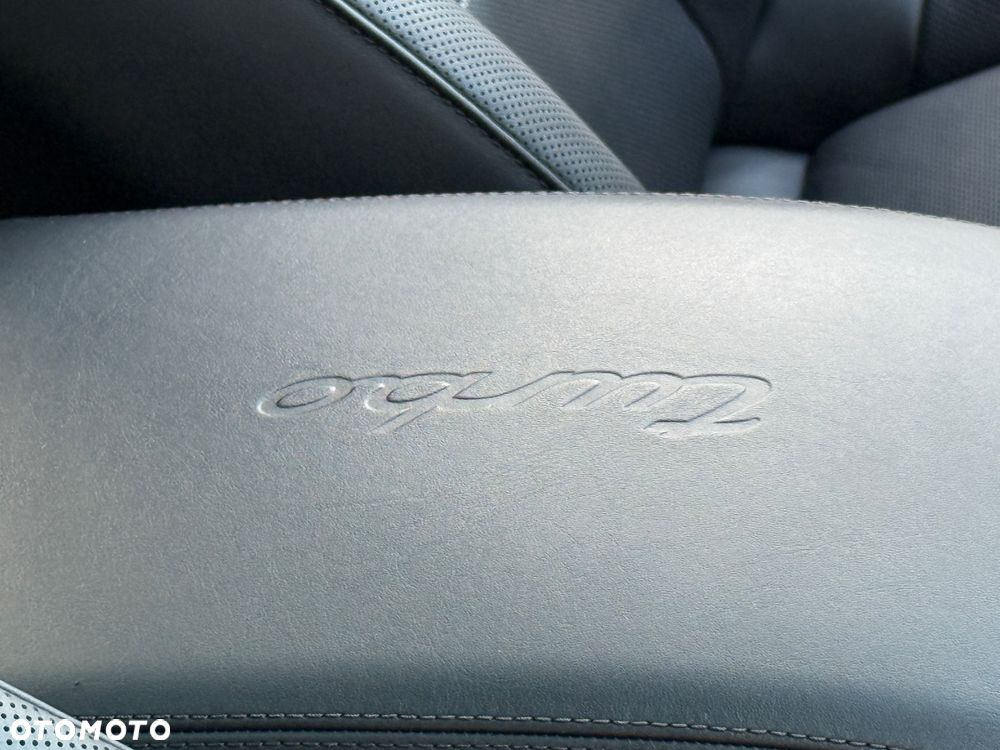 Porsche Cayenne - 23