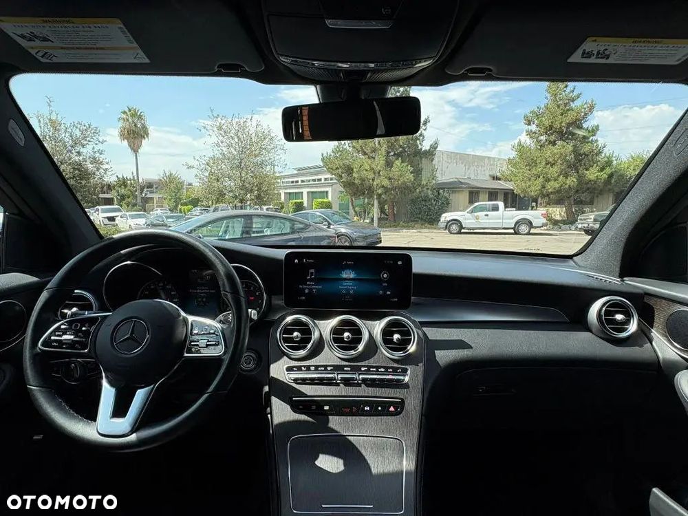 Mercedes-Benz GLC - 9