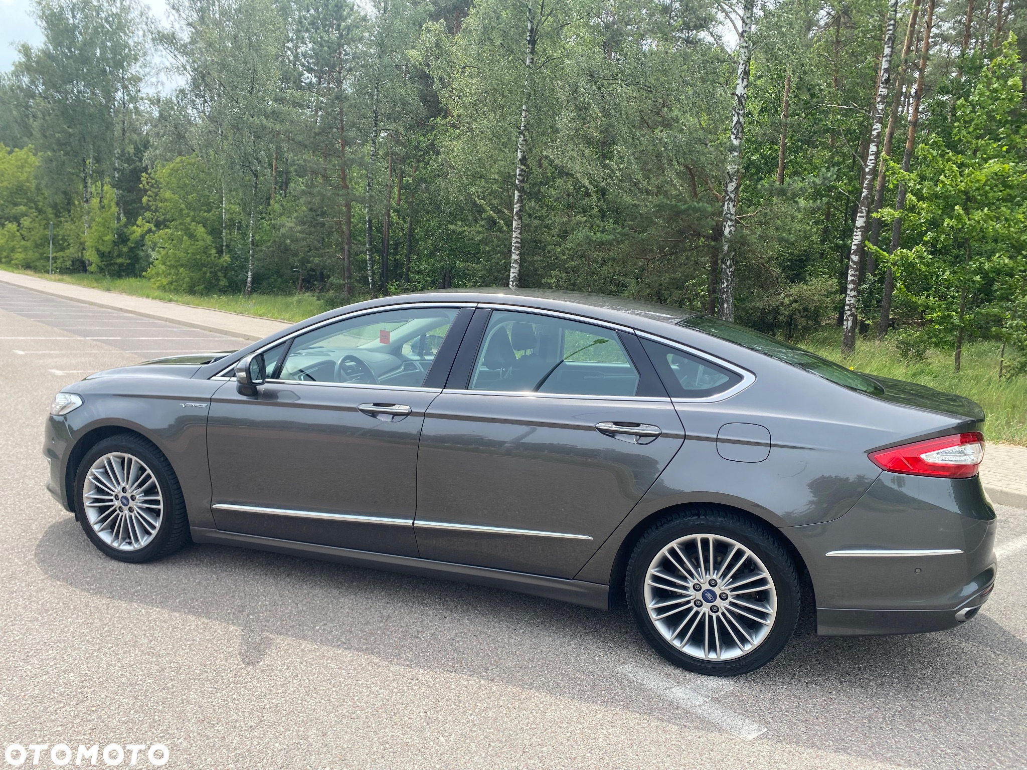 Ford Mondeo Vignale 2.0 Hybrid - 3