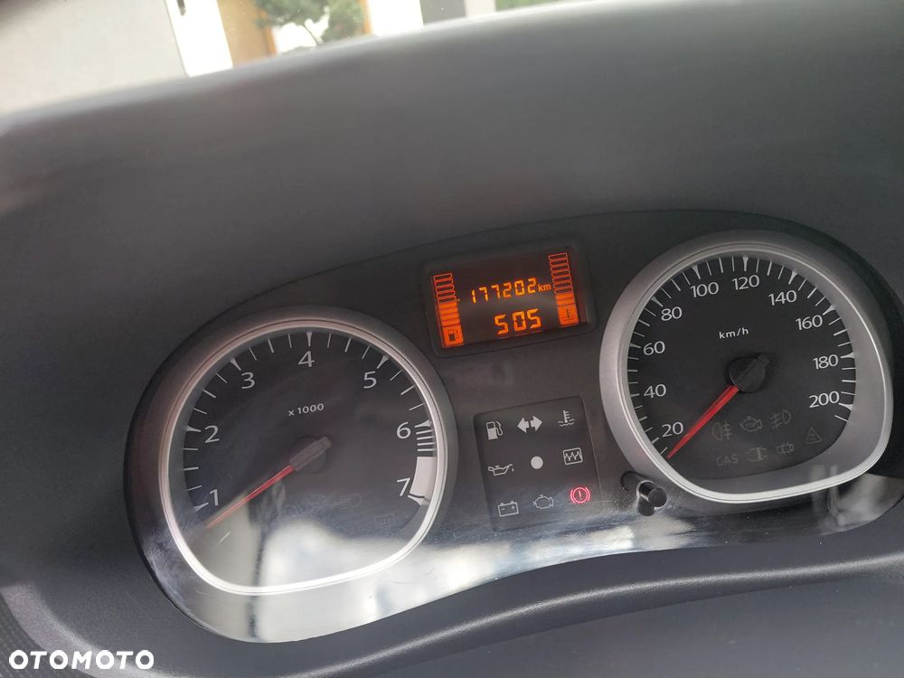 Dacia Duster 1.6 Euro5 - 15