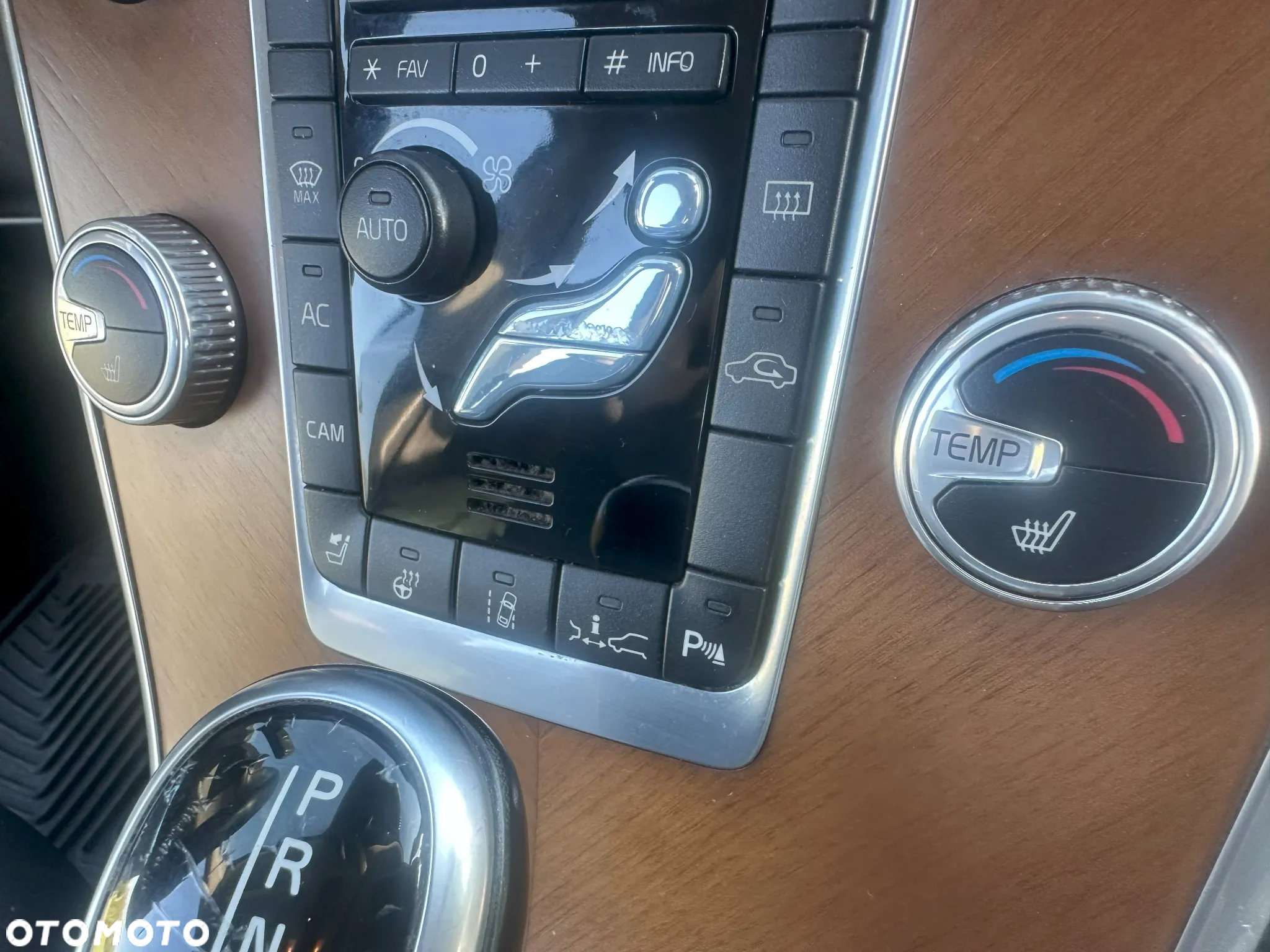 Volvo XC 60 T6 AWD Edition Pro - 25