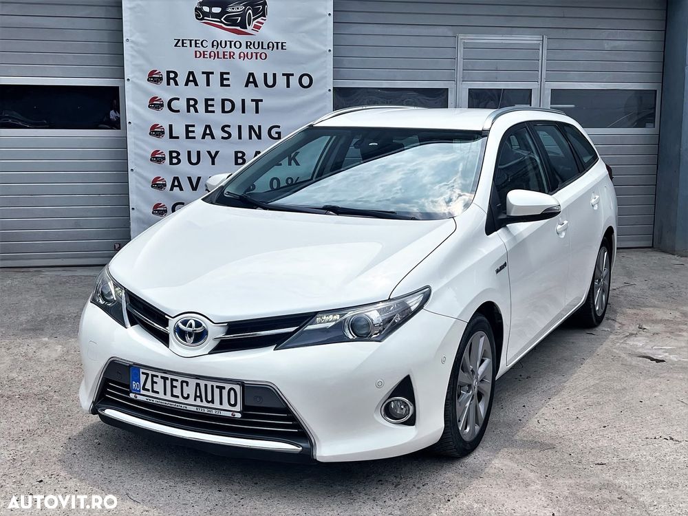 Toyota Auris 1.8 L VVT-i TS Hybrid Luna - 1