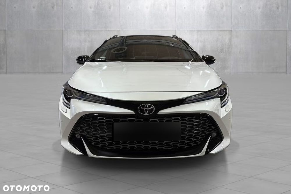 Toyota Corolla 1.8 Hybrid Team Deutschland - 2