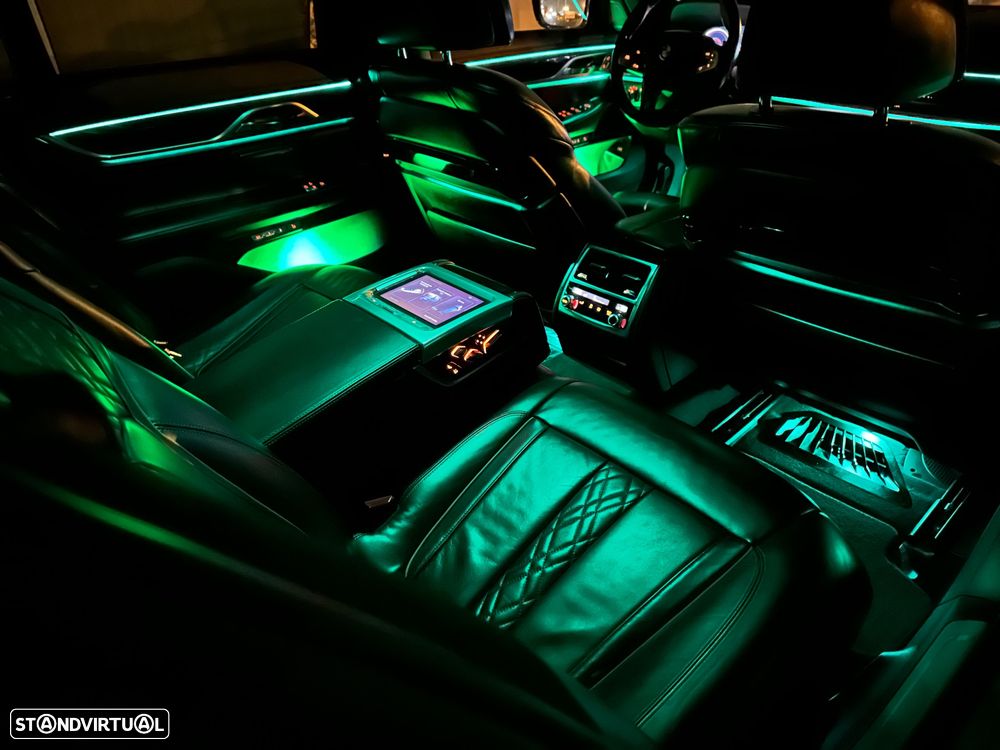 BMW 730 Ld Pack M - 22
