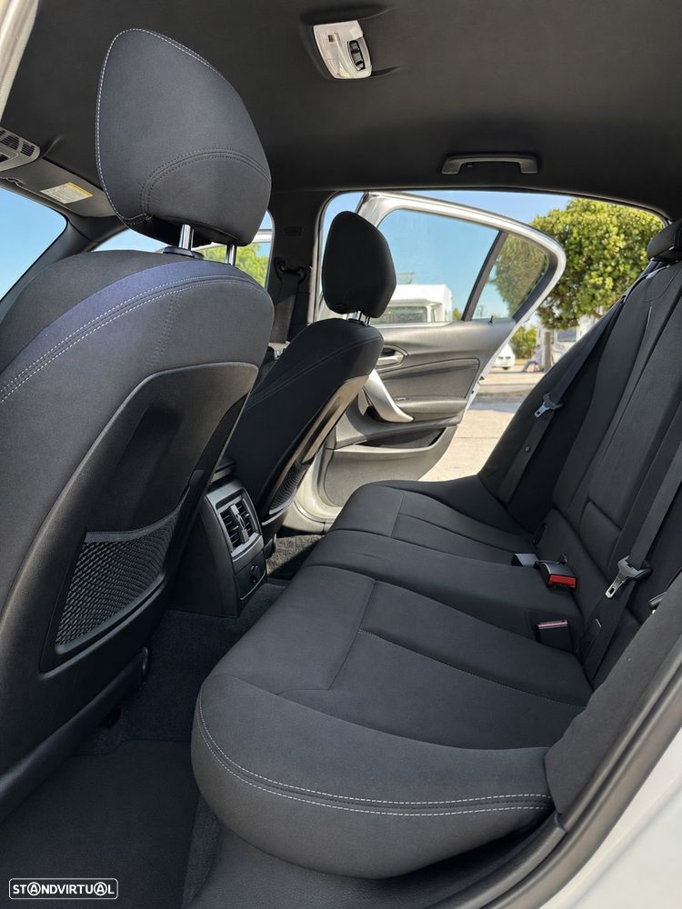 BMW 116 d Sport Line - 13