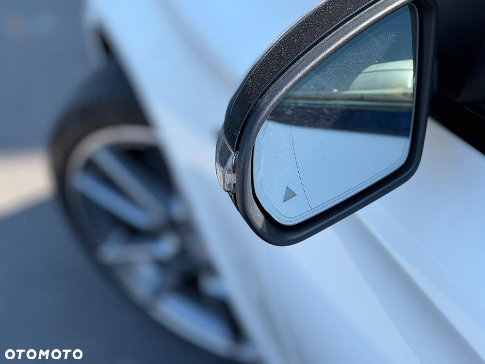 Mercedes-Benz Klasa C 450 AMG 4Matic 7G-TRONIC - 16
