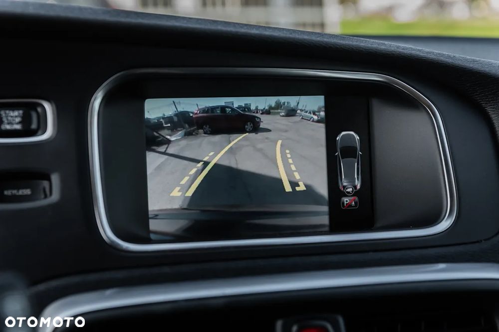 Volvo V40 Cross Country D4 Summum - 24