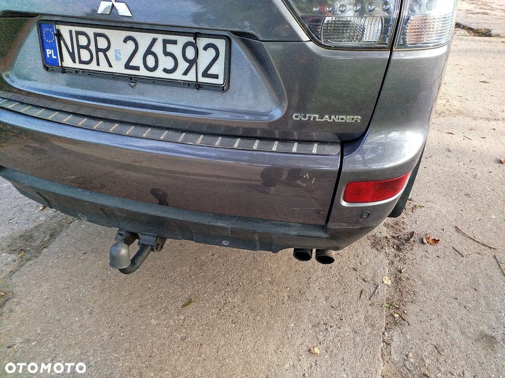 Mitsubishi Outlander - 19