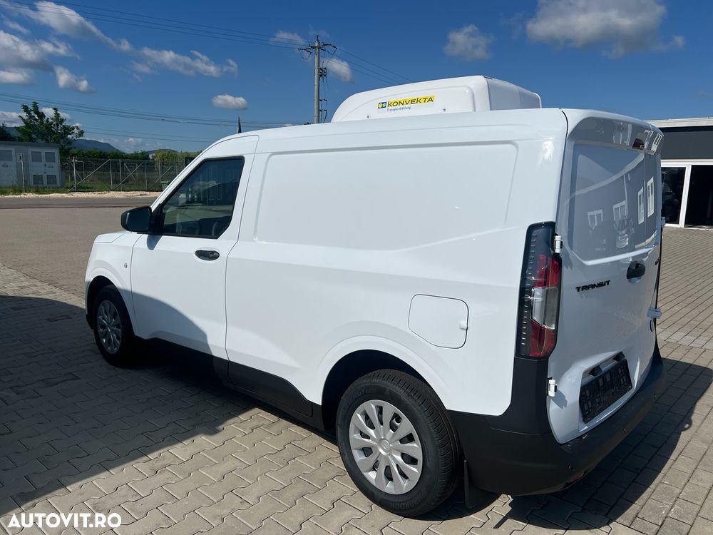 Ford COURIER - 12