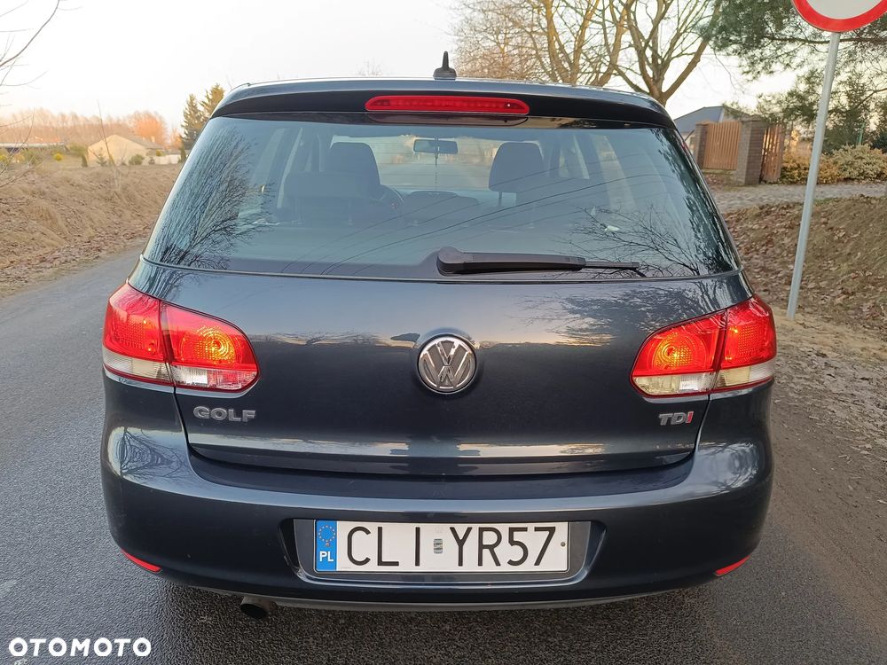 Volkswagen Golf 1.6 TDI BlueMot Comfortline - 16