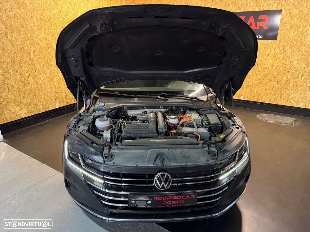 VW Arteon Shooting Brake - 26