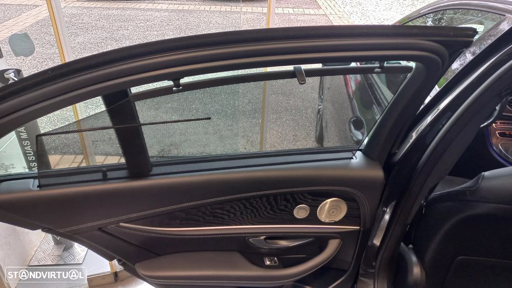 Mercedes-Benz E 300 de AMG Line - 24