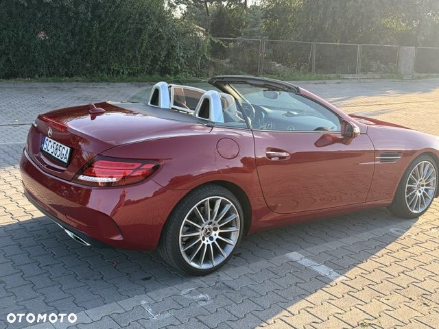 Mercedes-Benz SLC 300 9G-Tronic - 5