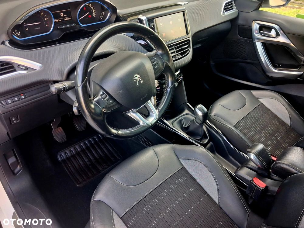 Peugeot 2008 - 24