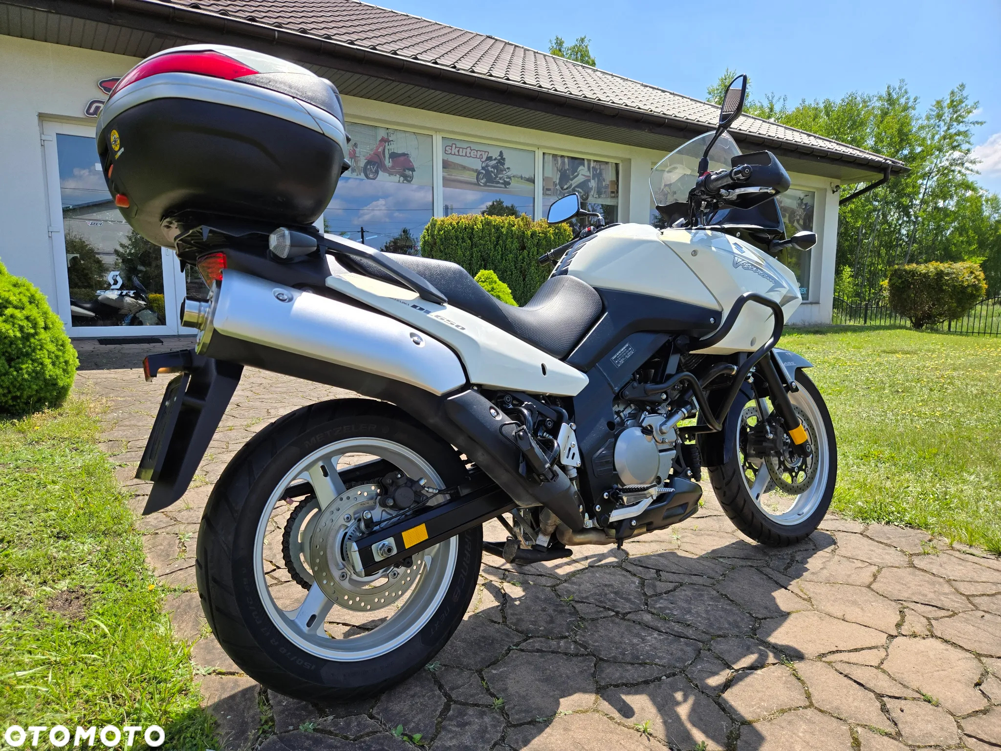 Suzuki V-STROM - 3