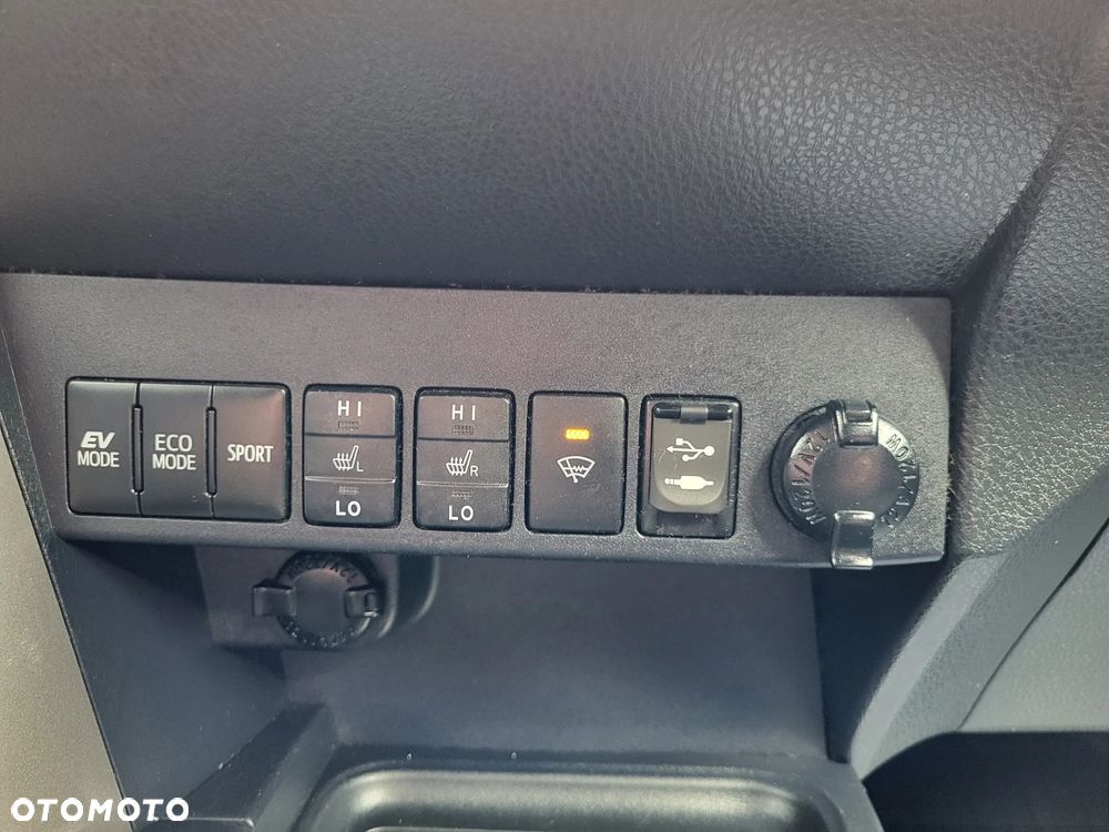 Toyota RAV4 Hybrid Premium 4x2 - 37