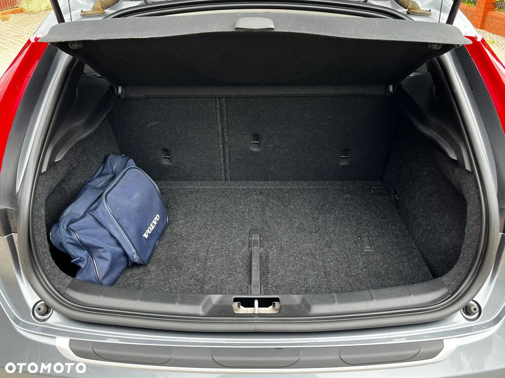 Volvo V40 Cross Country D3 Drive-E SCR Summum - 15