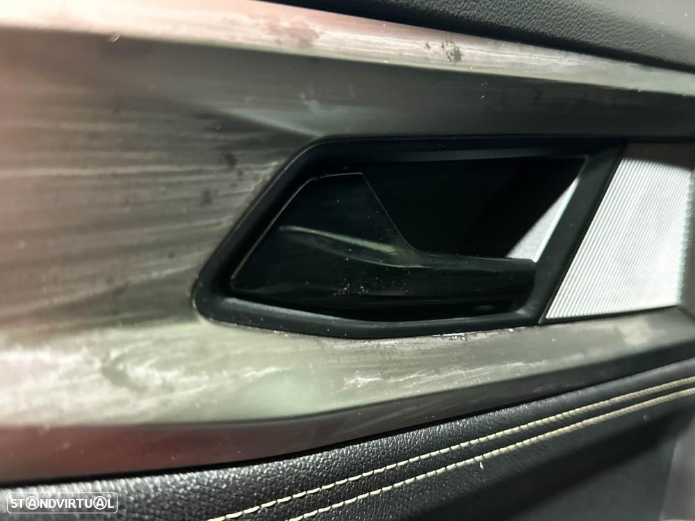 Renault Rafale 1.2 Full Hybrid E-Tech Techno - 29