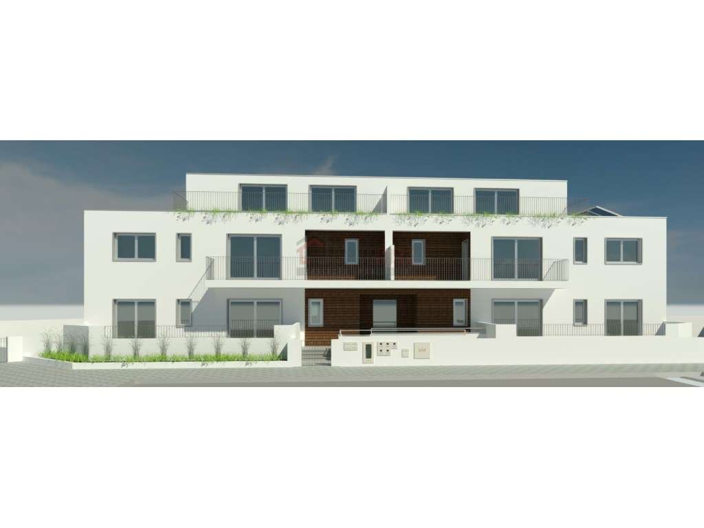 Terreno com Projeto Aprovado para 4 Apartamentos em Ferrel - Grande imagem: 3/3
