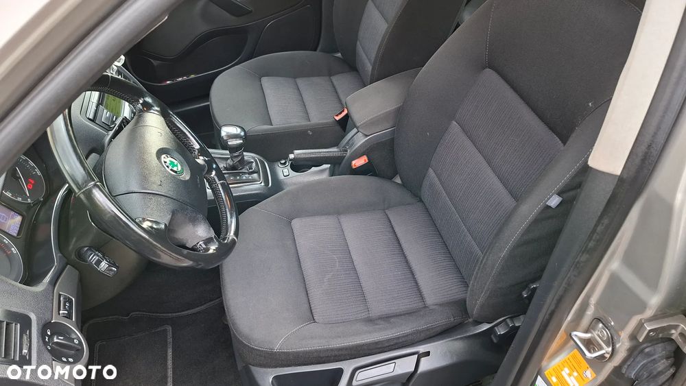 Skoda Octavia 1.9 TDI Ambiente DSG - 5